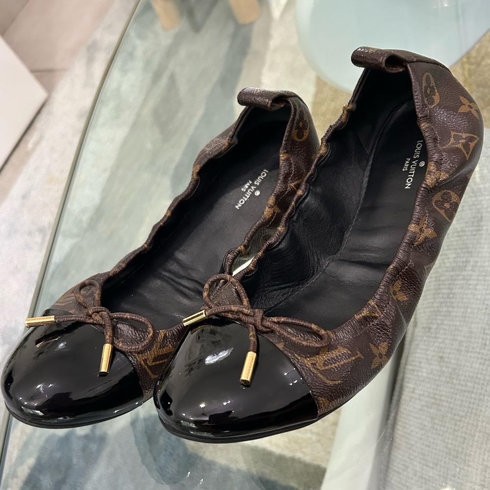 Louis Vuitton Ballet Flats